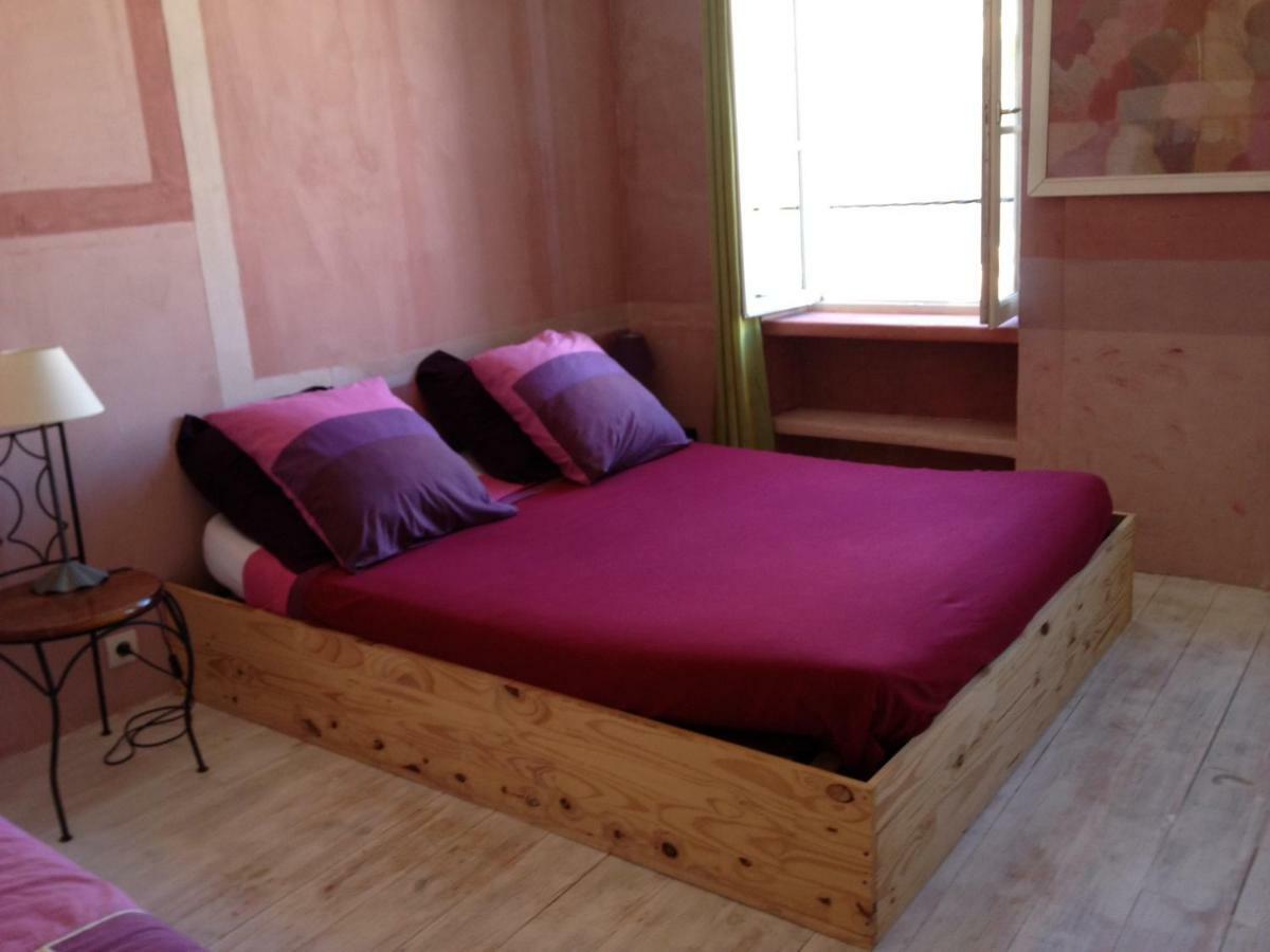 Bed and Breakfast La Planque Груиссан Экстерьер фото